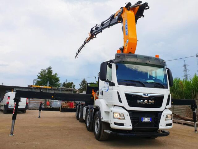 camion gru san marino